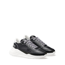 Load image into Gallery viewer, VALENTINO Sneakers running in black calf
