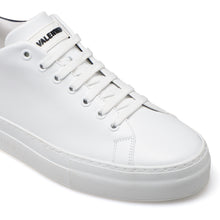 Load image into Gallery viewer, VALENTINO Sneakers Lace-Up in blue and white calf
